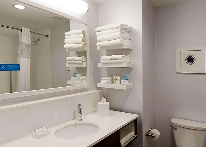 Hampton & By Hilton Chicago Il Hotel
