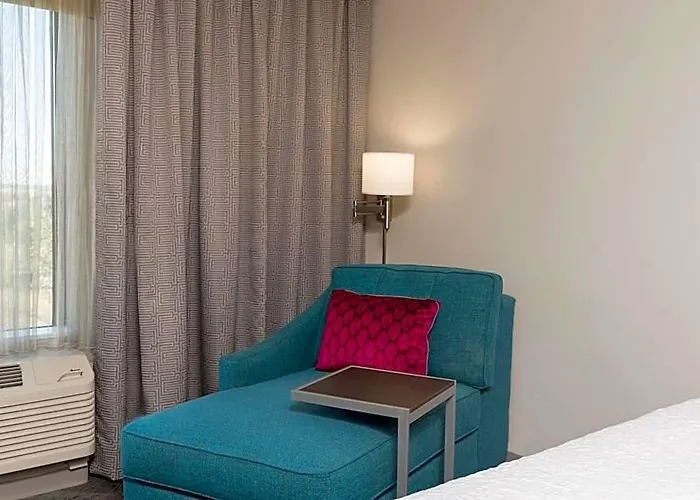 Hampton & By Hilton Chicago Il Hotel 3*