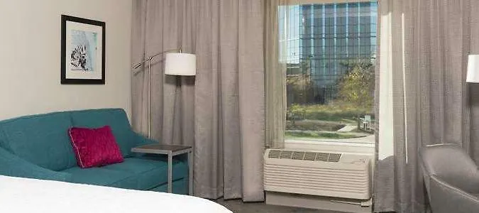 Hotel Hampton & By Hilton Chicago Il 3*
